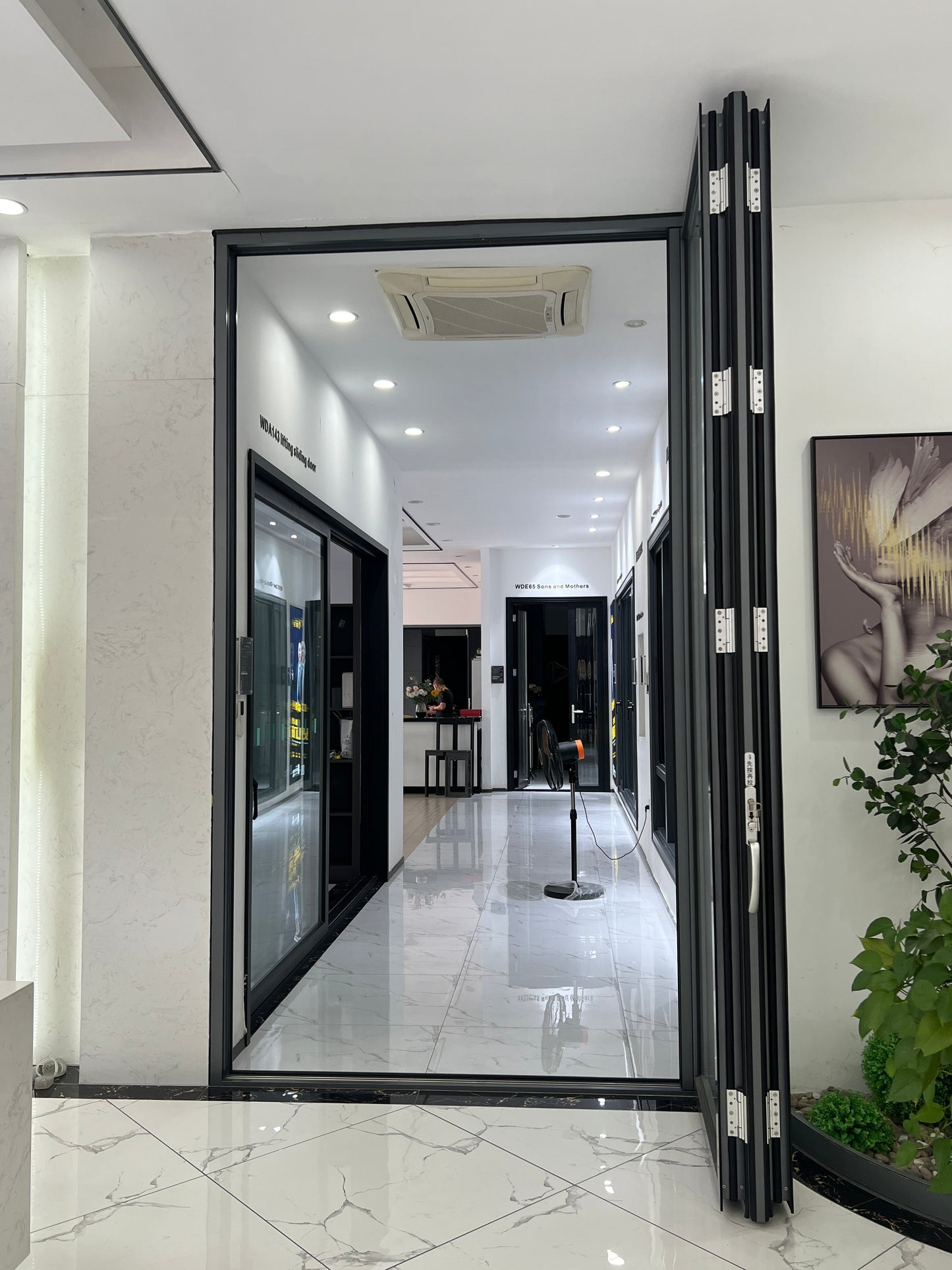 hurricane impact sliding folding accordion glass door balcony Aluminum folding door thermal break bi-fold patio doors